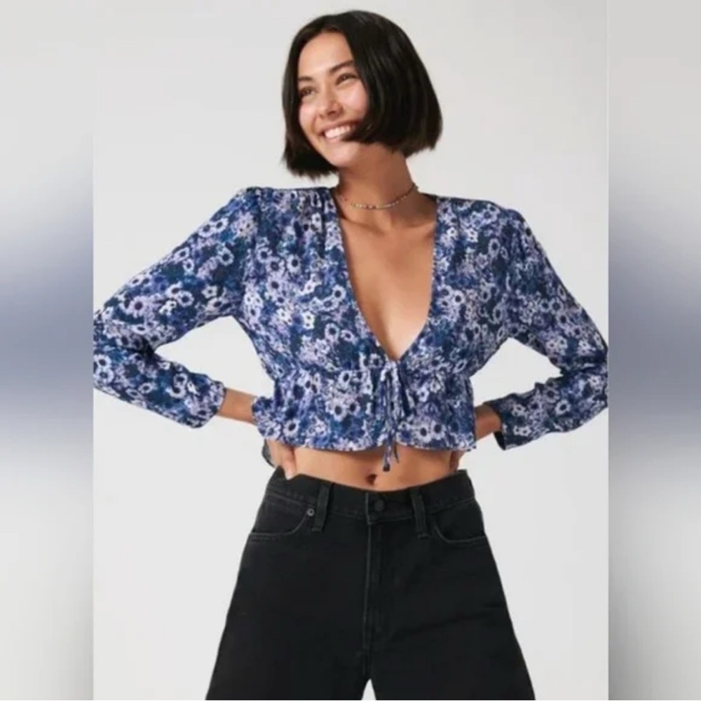 Sunday Best Kimberly Floral Tie Front Blouse